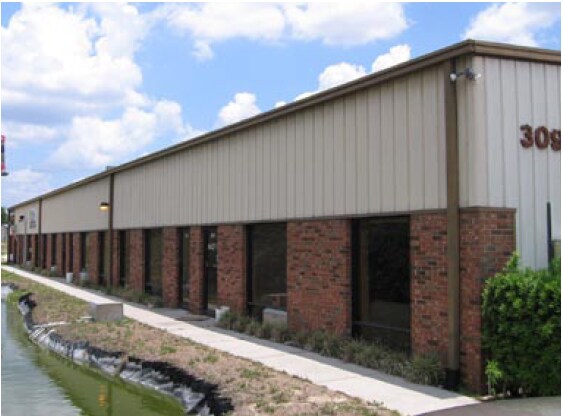 30924 Suneagle Dr, Mount Dora, FL for sale - Building Photo - Image 2 of 2