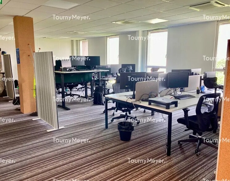 Office in Cesson-Sévigné for lease - Building Photo - Image 3 of 5