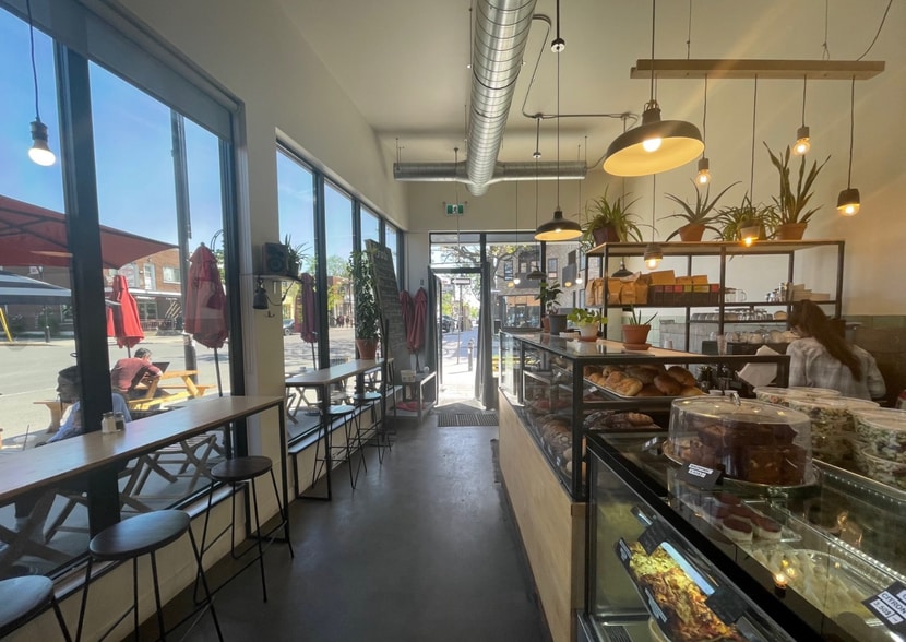 751 Rue Jarry E, Montréal, QC à vendre - Photo intérieure - Image 2 de 16