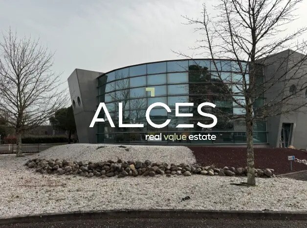 Bureau dans Mérignac à vendre Photo du bâtiment- Image 1 de 7