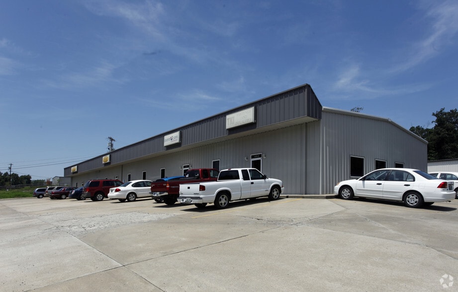 1539 Ashland City Rd, Clarksville, TN à louer - Photo principale - Image 1 de 2