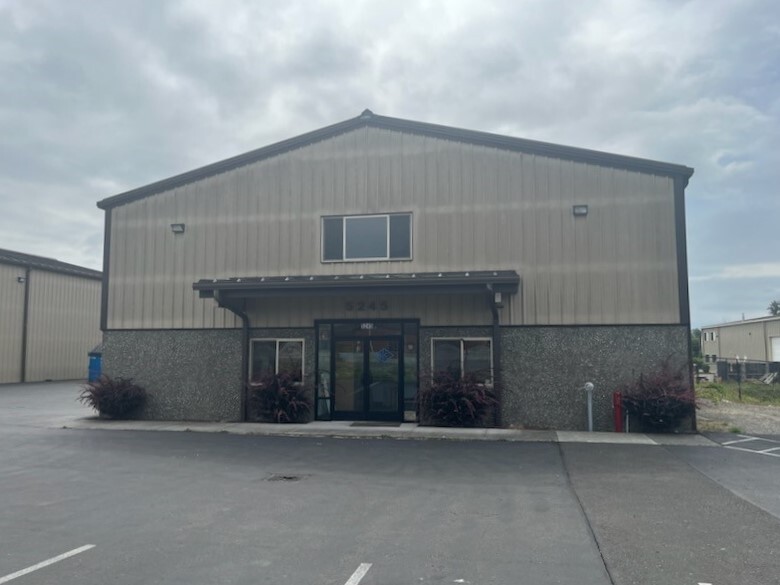 5245 Industrial Pl, Ferndale, WA for lease - Building Photo - Image 1 of 5