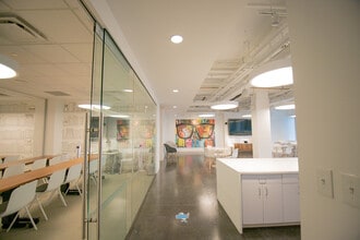 401 Church St, Nashville, TN for lease Interior Photo- Image 2 of 5