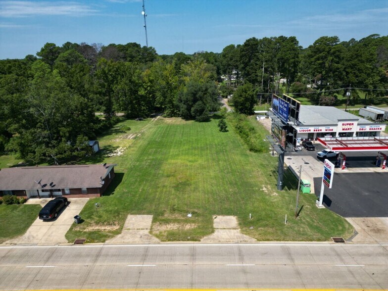 U.S. 165, Columbia, LA à vendre - Photo principale - Image 1 de 11