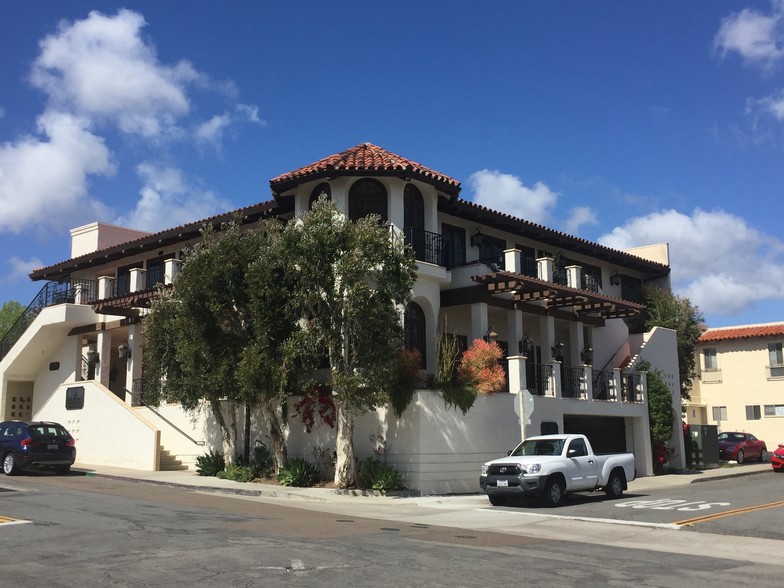 16909 Via De Santa Fe, Rancho Santa Fe, CA for sale - Building Photo - Image 1 of 1