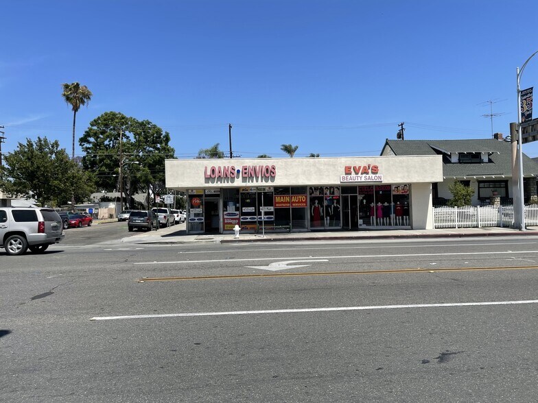 1423-1425 N Main St, Santa Ana, CA for lease - Building Photo - Image 2 of 12