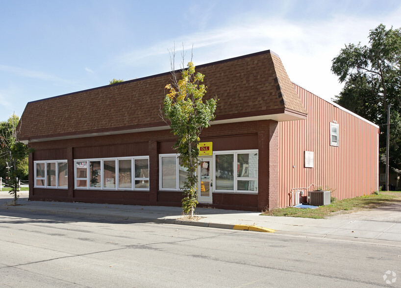 102 Division St S, Morristown, MN for lease - Primary Photo - Image 1 of 2