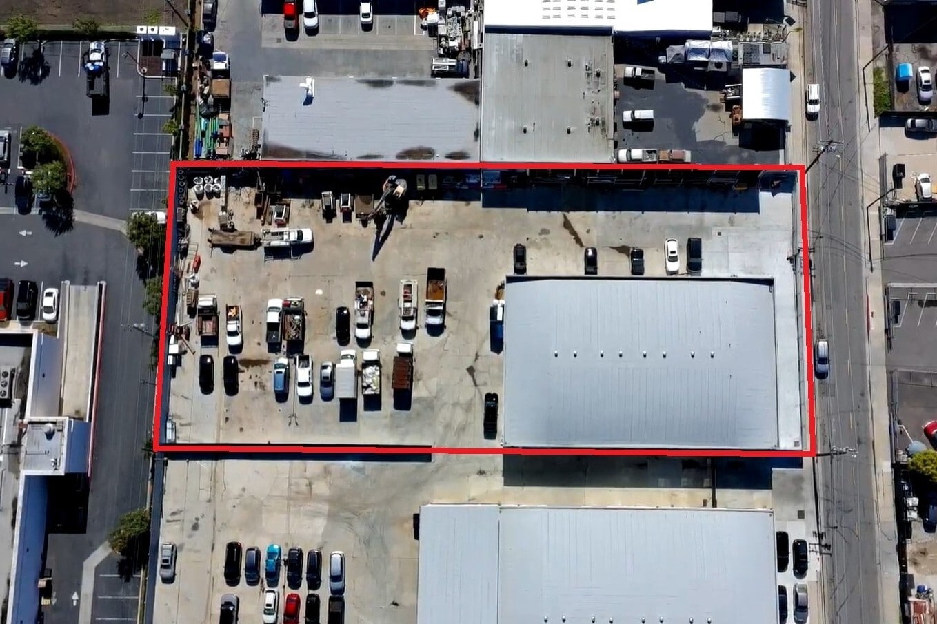 15206 Grevillea Ave, Lawndale, CA for lease Interior Photo- Image 1 of 34