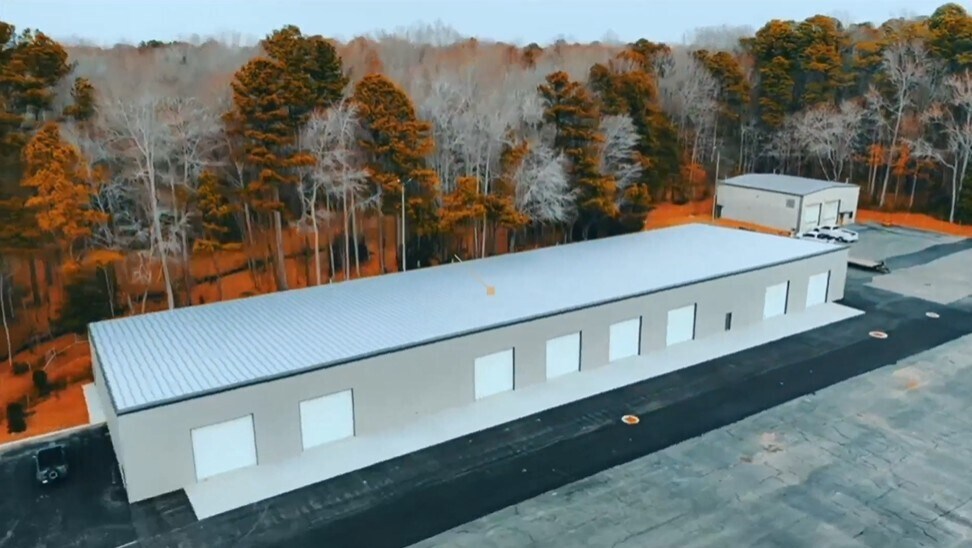 111 Seaford Rd, Seaford, VA à louer - Vidéo sur l’inscription commerciale - Image 2 de 18