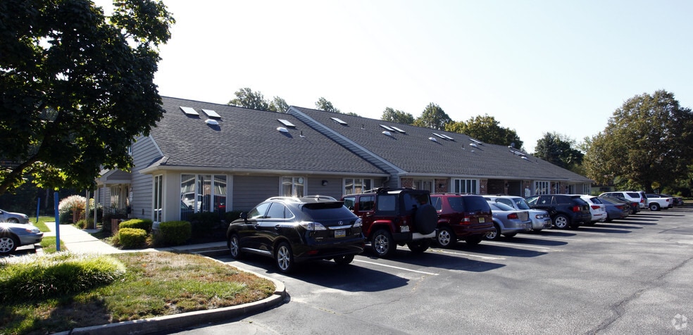 175 Cross Keys Rd, Berlin, NJ for lease - Building Photo - Image 2 of 3