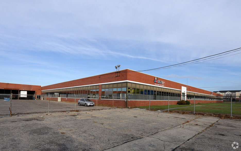 815 Jefferson Blvd, Warwick, RI for lease - Primary Photo - Image 1 of 8