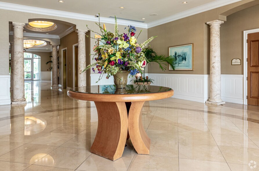 6501 Congress Ave, Boca Raton, FL à louer - Hall d’entrée - Image 3 de 8