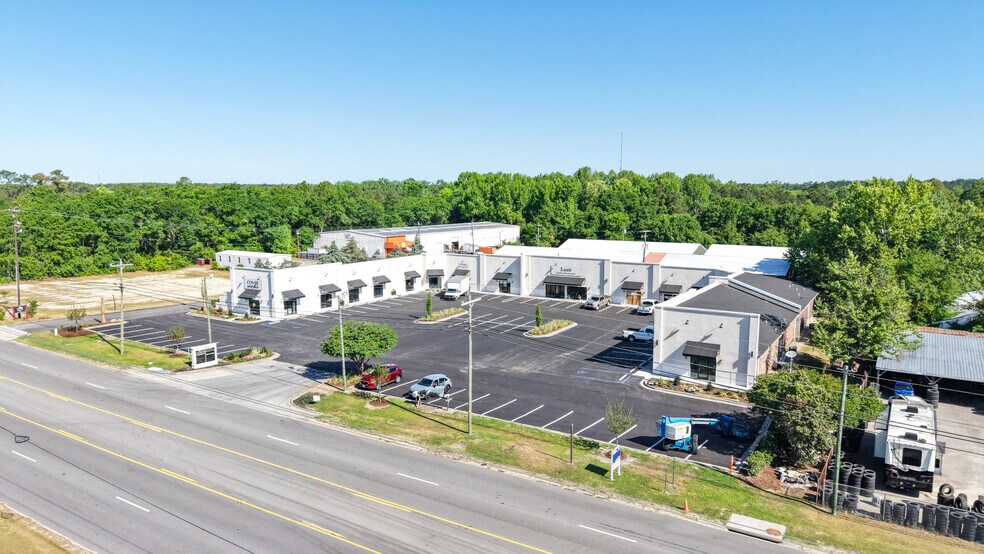1812 Augusta Hwy, Lexington, SC à louer - Photo du bâtiment - Image 2 de 9