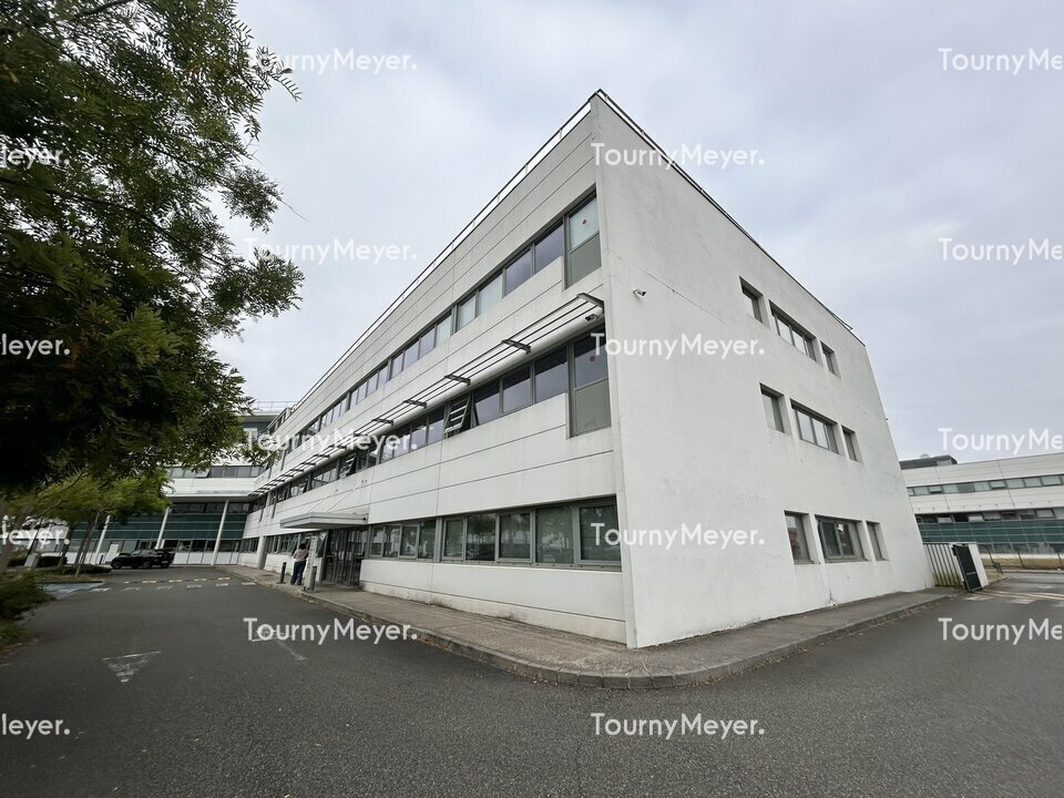 25 Avenue Gaspard Coriolis, Toulouse for lease Building Photo- Image 1 of 12
