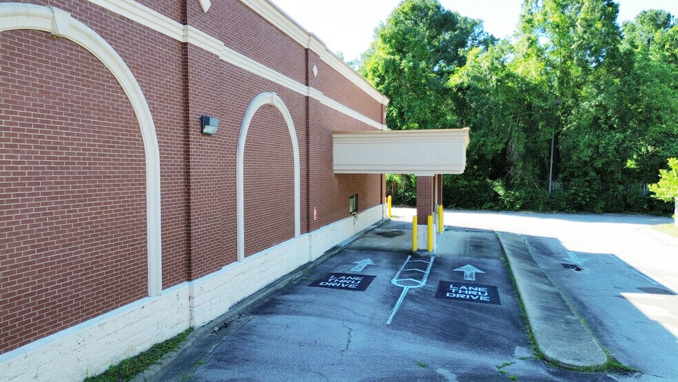 1123 N Raleigh St, Rocky Mount, NC à vendre - Photo du bâtiment - Image 2 de 6