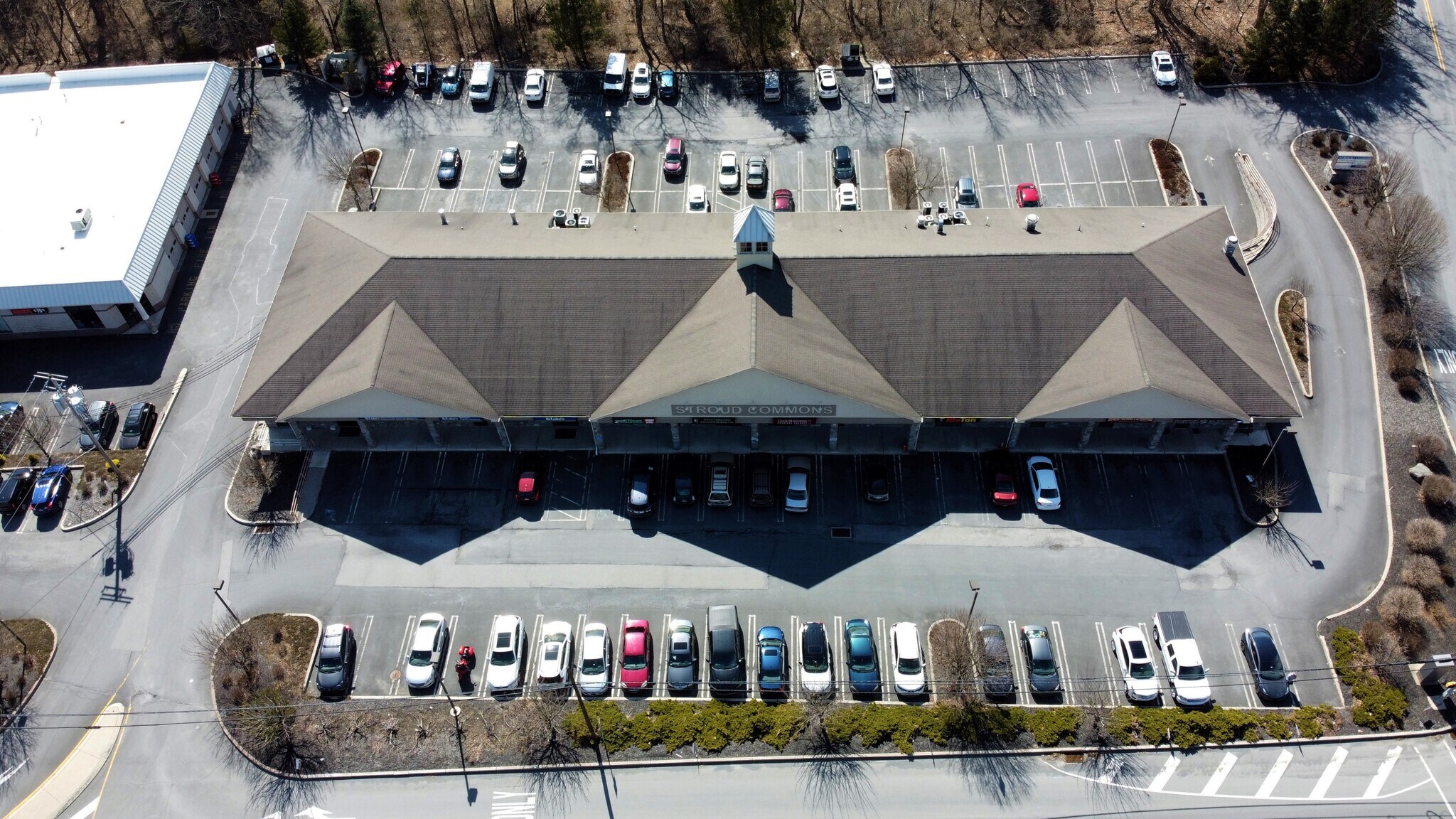 7400 Pa-611 Hwy, Stroudsburg, PA à louer Photo du bâtiment- Image 1 de 2