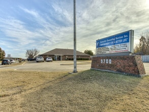 9700 S S Pennsylvania Ave, Oklahoma City, OK à vendre Photo du bâtiment- Image 1 de 7