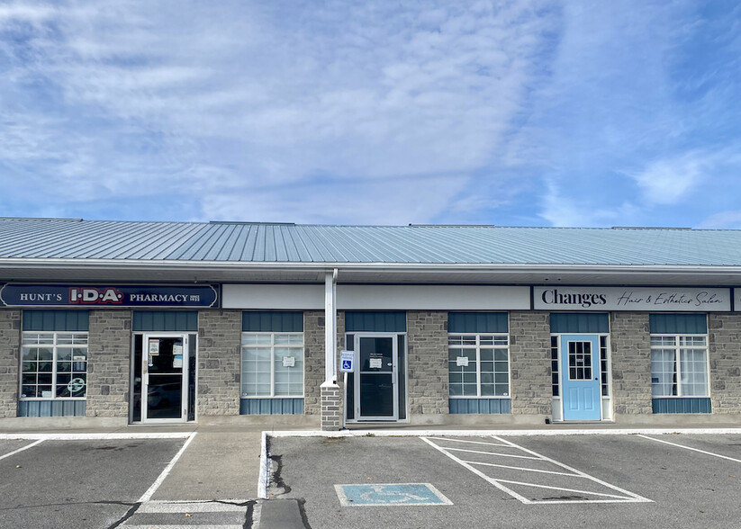 6 Speers Blvd, Loyalist, ON for lease - Building Photo - Image 1 of 9