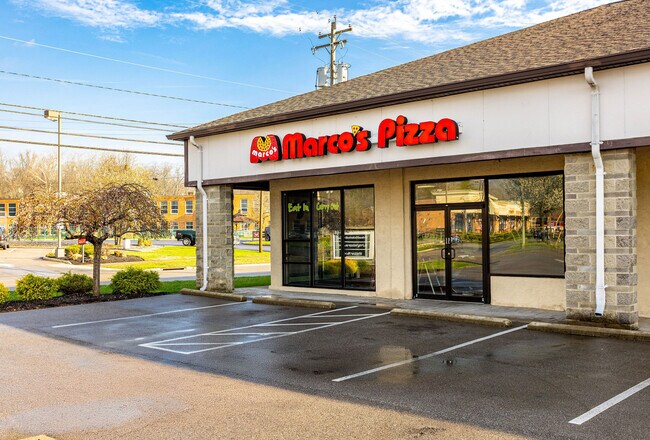 Plus de détails pour 920 Loveland-Madeira Rd, Loveland, OH - Commerce de détail à louer