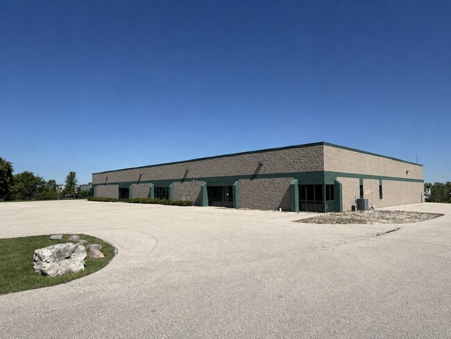 More details for W222N615 Cheaney Rd, Waukesha, WI - Flex for Lease