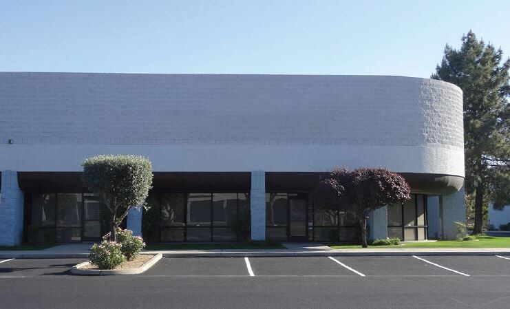 5260 W Phelps Rd, Glendale, AZ à louer - Photo du bâtiment - Image 2 de 13