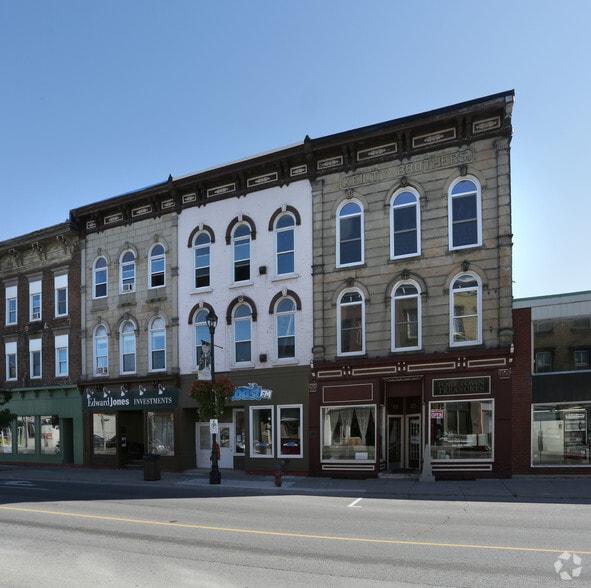 119 King St W, Prescott, ON for lease - Building Photo - Image 1 of 4