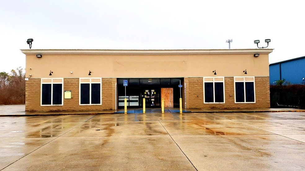 13100 Chef Menteur Hwy, New Orleans, LA à vendre - Autre - Image 3 de 6