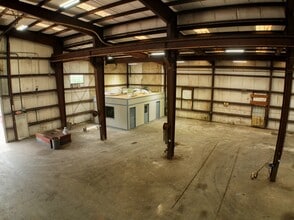 1204 Witter St, Pasadena, TX for lease Interior Photo- Image 2 of 5