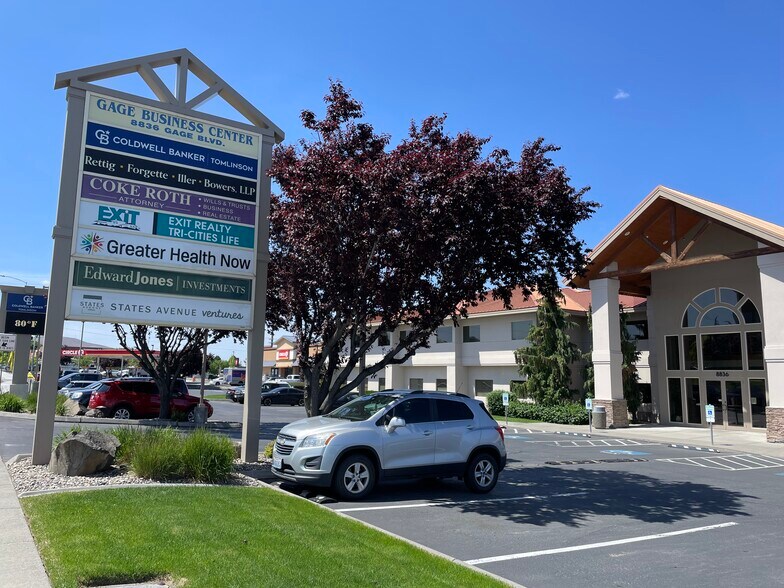 8836 W Gage Blvd, Kennewick, WA à louer - Photo du bâtiment - Image 2 de 6