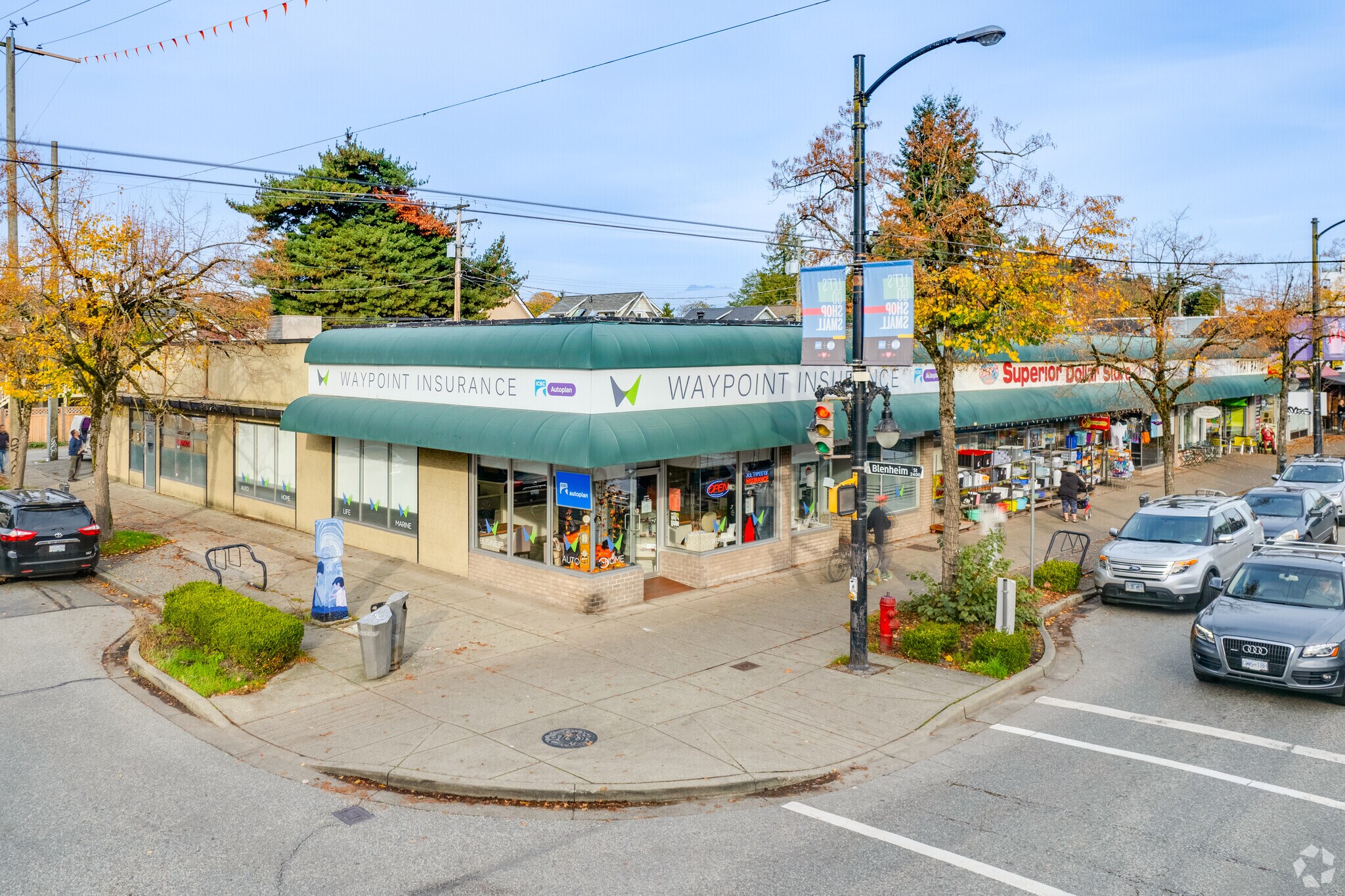 3271-3295 W Broadway, Vancouver, BC à vendre Photo principale- Image 1 de 1