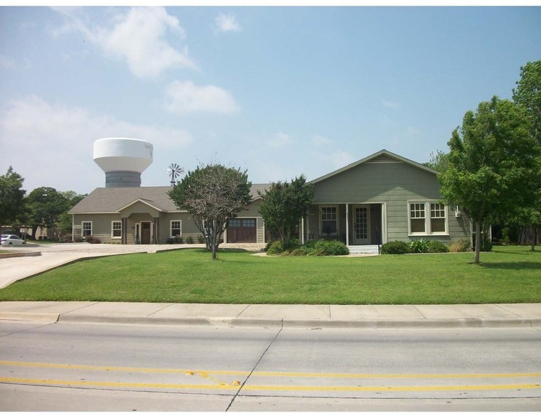 621 N Main St, Grapevine, TX for sale - Other - Image 1 of 1