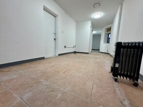 26 Henry St, New York, NY à louer Photo intérieure- Image 1 de 8