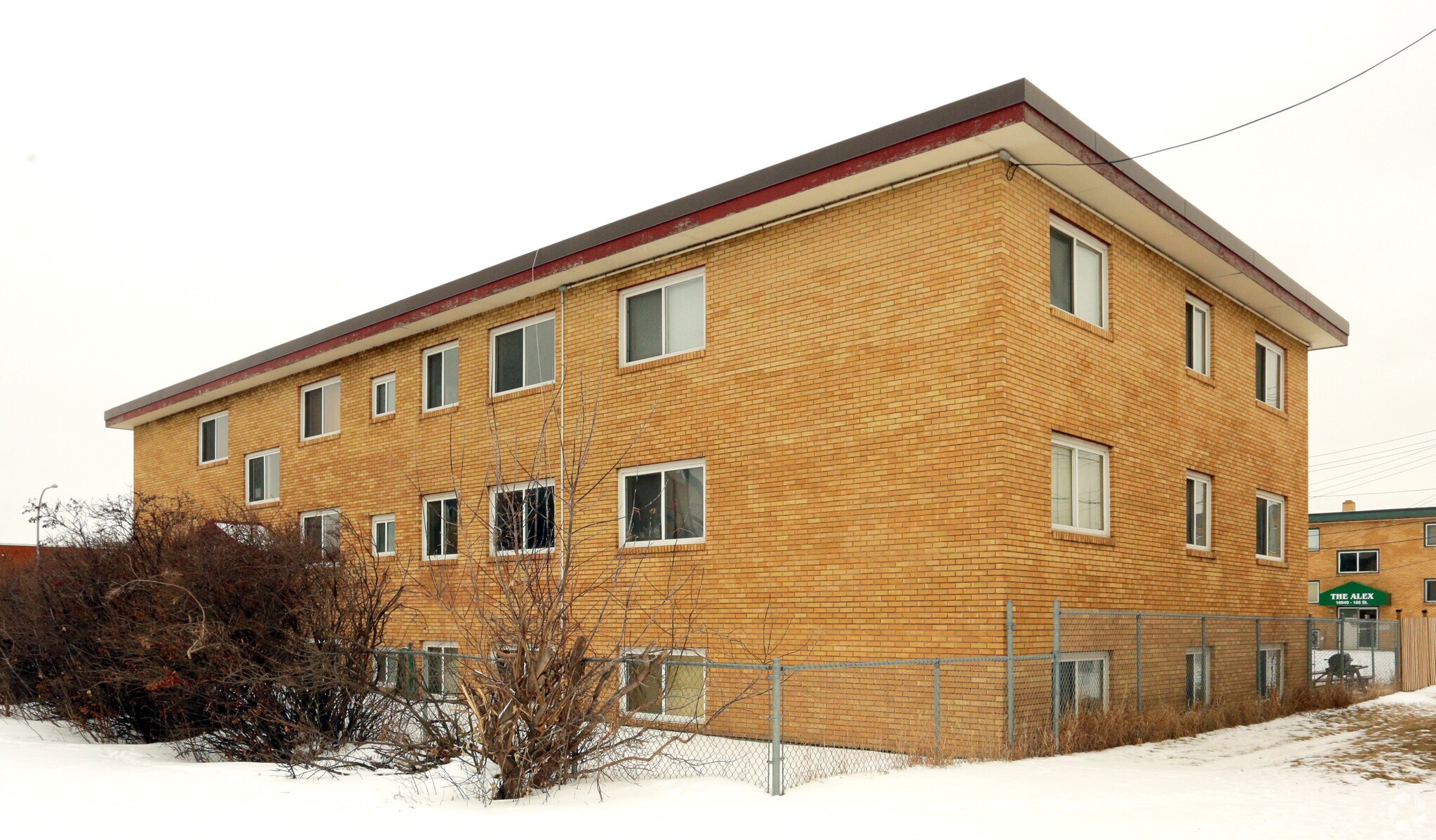 10960 105th St NW, Edmonton, AB à vendre Photo principale- Image 1 de 1