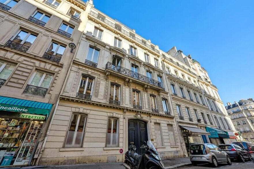 49 Rue Galilée, Paris for lease - Building Photo - Image 1 of 14