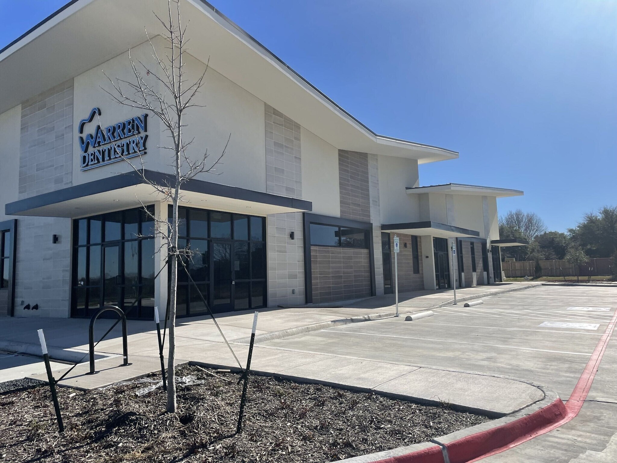 7040 Harris Pky, Fort Worth, TX à louer Photo du bâtiment- Image 1 de 8