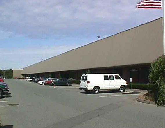 195 Liberty St, Brockton, MA for lease - Building Photo - Image 2 of 4