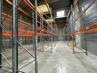 Plus de détails pour 8 Avenue De Fondeyre, Toulouse - Bureau, Local d'activités à louer