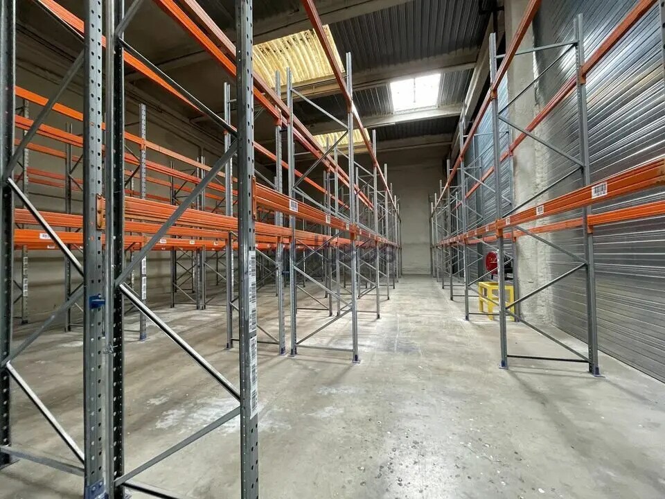 8 Avenue De Fondeyre, Toulouse for lease Interior Photo- Image 1 of 8