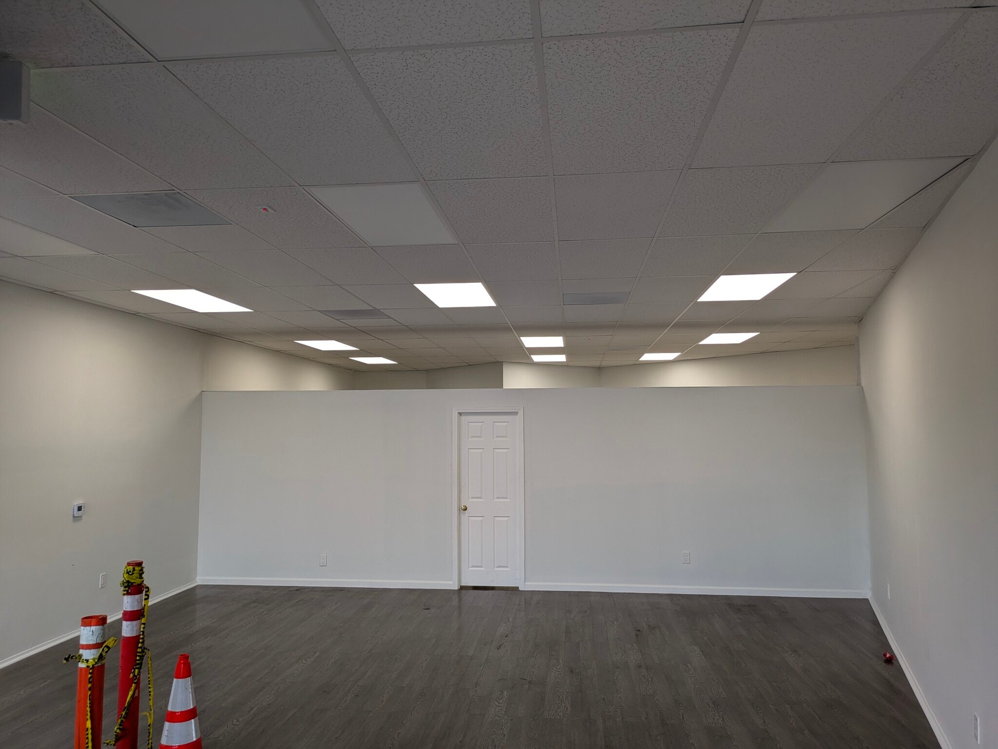 8505 Rosecrans Ave, Paramount, CA for lease Interior Photo- Image 1 of 1