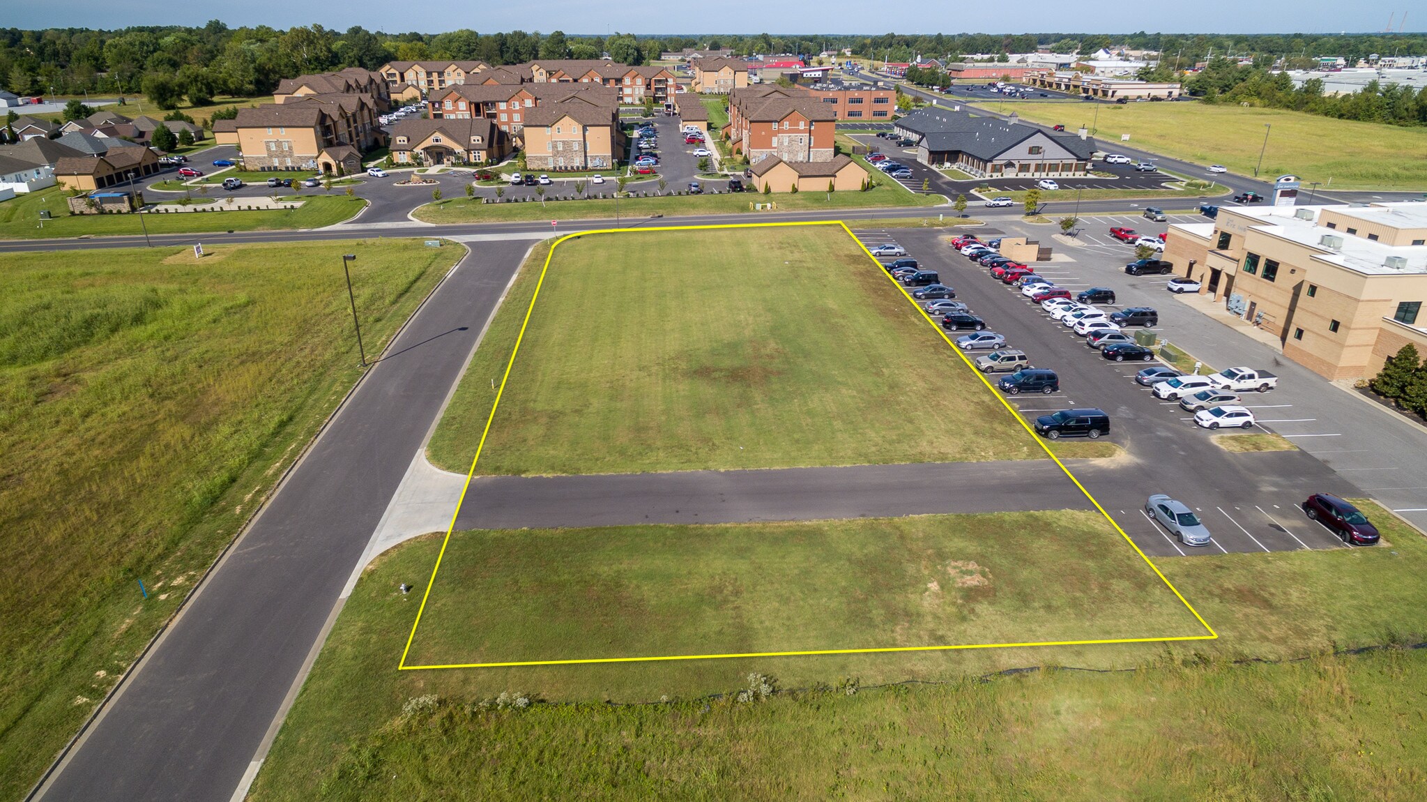 2670 Perkins Creek Dr, Paducah, KY for sale Aerial- Image 1 of 16