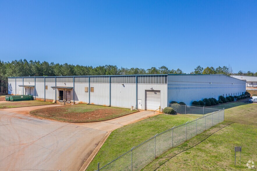 40 Pinyon Rd, Covington, GA à louer - Photo du bâtiment - Image 2 de 2