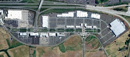 9600 NE Cascades Pky, Portland, OR - AERIAL map view - Image1