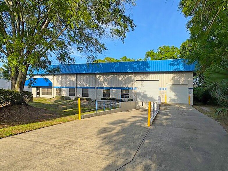 40 Keyes Ct, Sanford, FL à vendre - Photo du bâtiment - Image 2 de 3