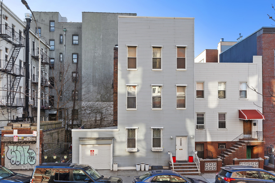 317 Manhattan Ave, Brooklyn, NY for sale - Building Photo - Image 1 of 1