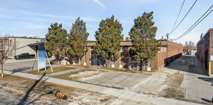 120 St Regis Cres, Toronto, ON for lease Building Photo- Image 2 of 5