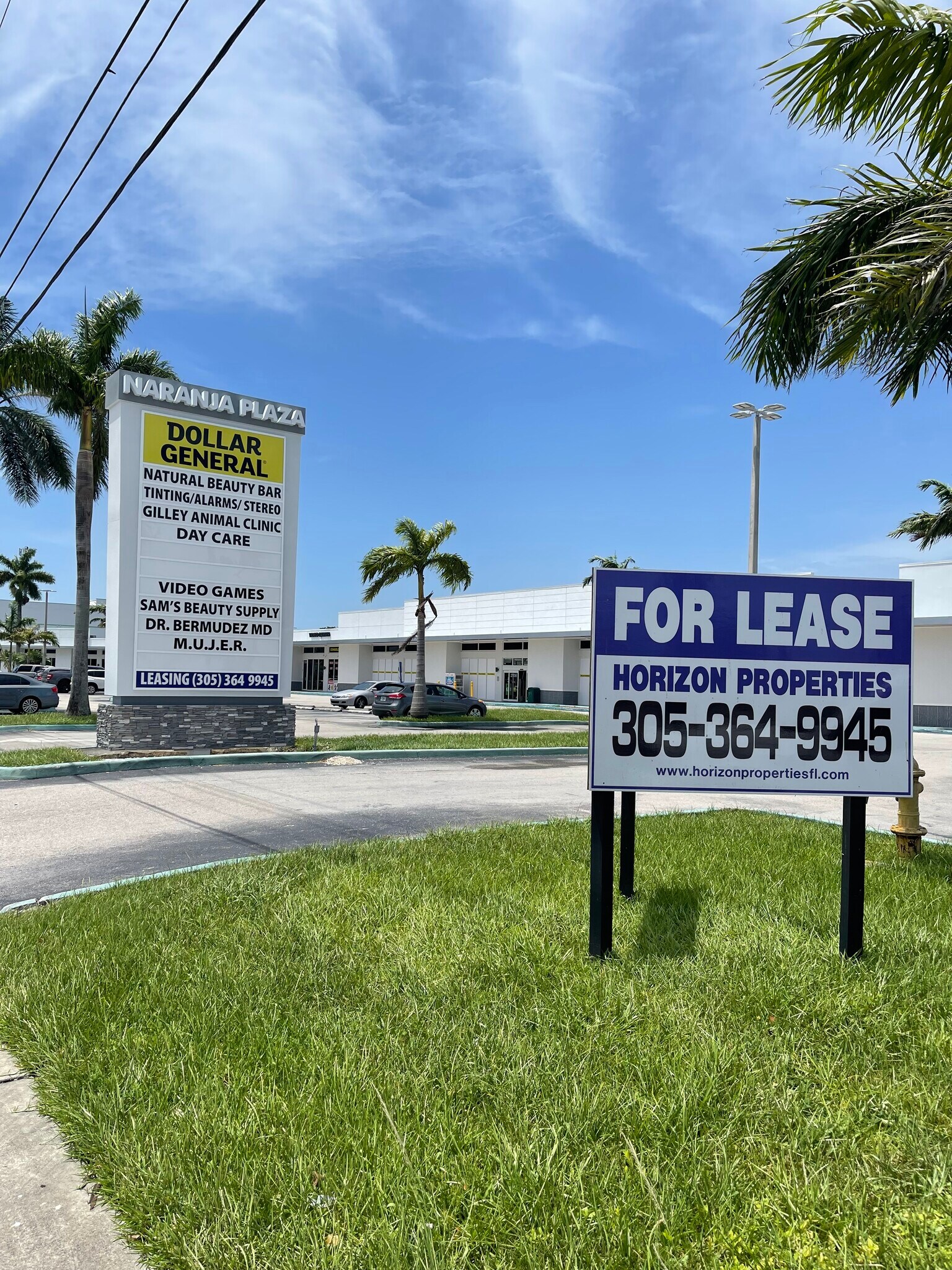 27000 S Dixie Hwy, Naranja, FL for lease Building Photo- Image 1 of 4