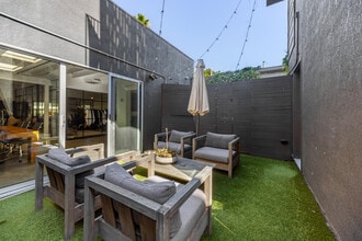 2972 Glendale Blvd, Los Angeles, CA for lease Building Photo- Image 1 of 10