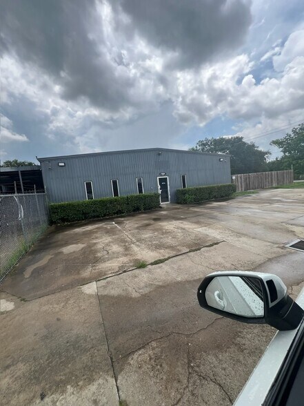 14606 Sheraton St, Houston, TX à louer - Photo du bâtiment - Image 3 de 38