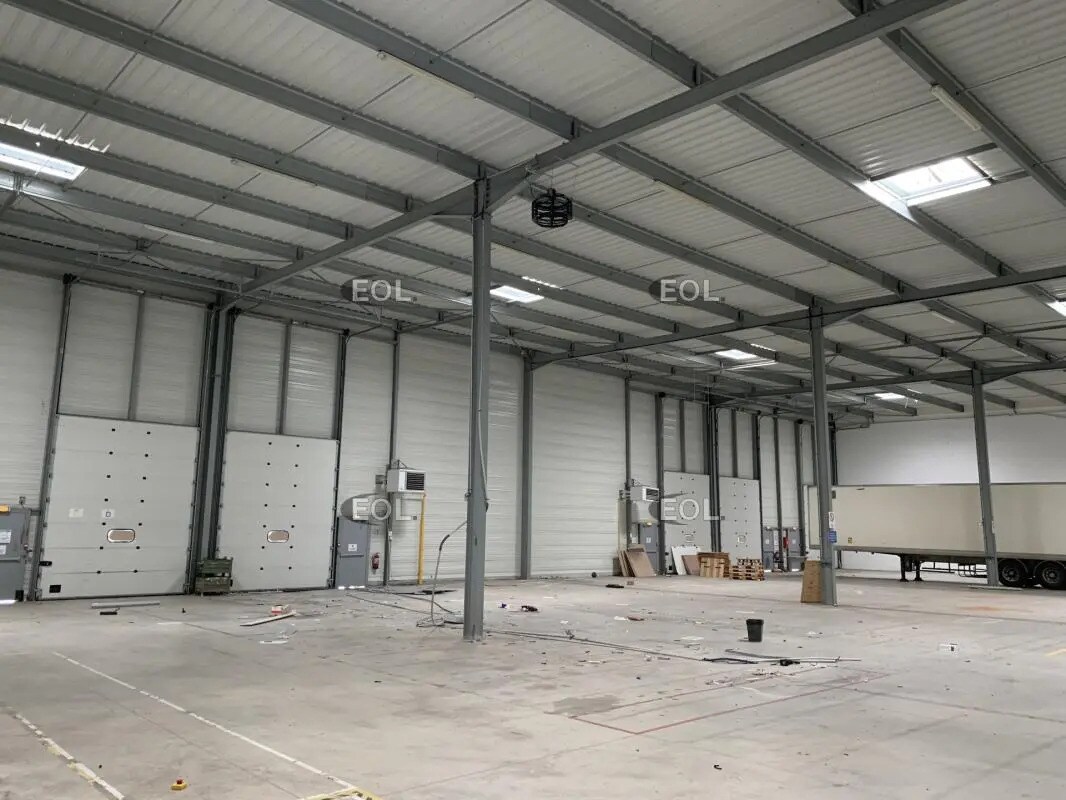 Industrial in Moissy-Cramayel for lease Interior Photo- Image 1 of 10