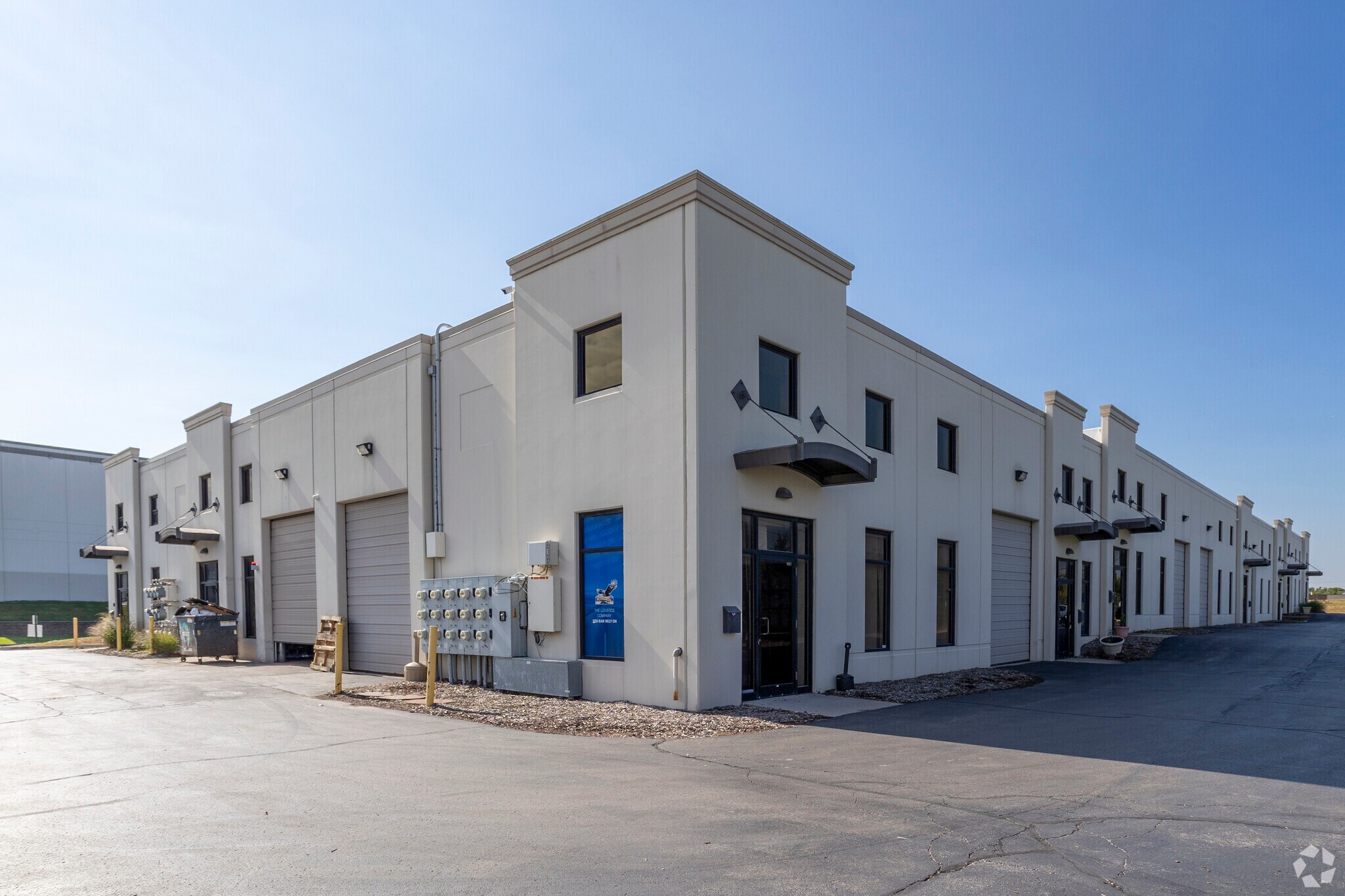 9550 W Sergo Dr, McCook, IL à louer Photo du bâtiment- Image 1 de 22